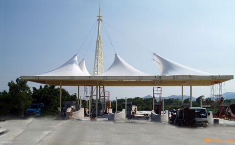 ?納涼怎么能少了膜結構涼棚呢